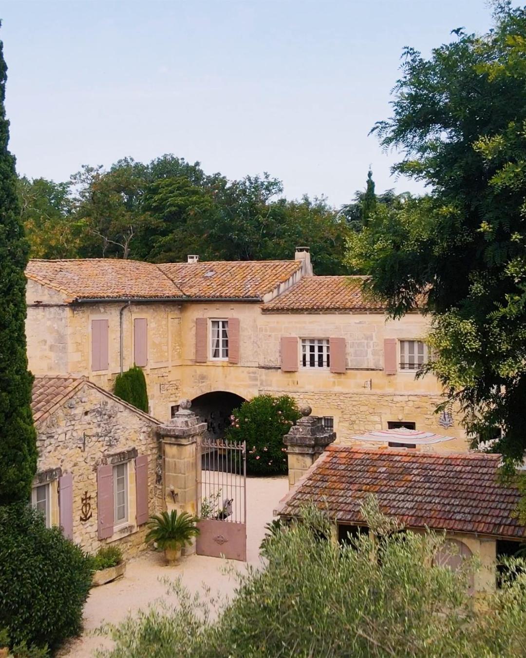 Hotel Mas Des Comtes De Provence Tarascon Exteriér fotografie