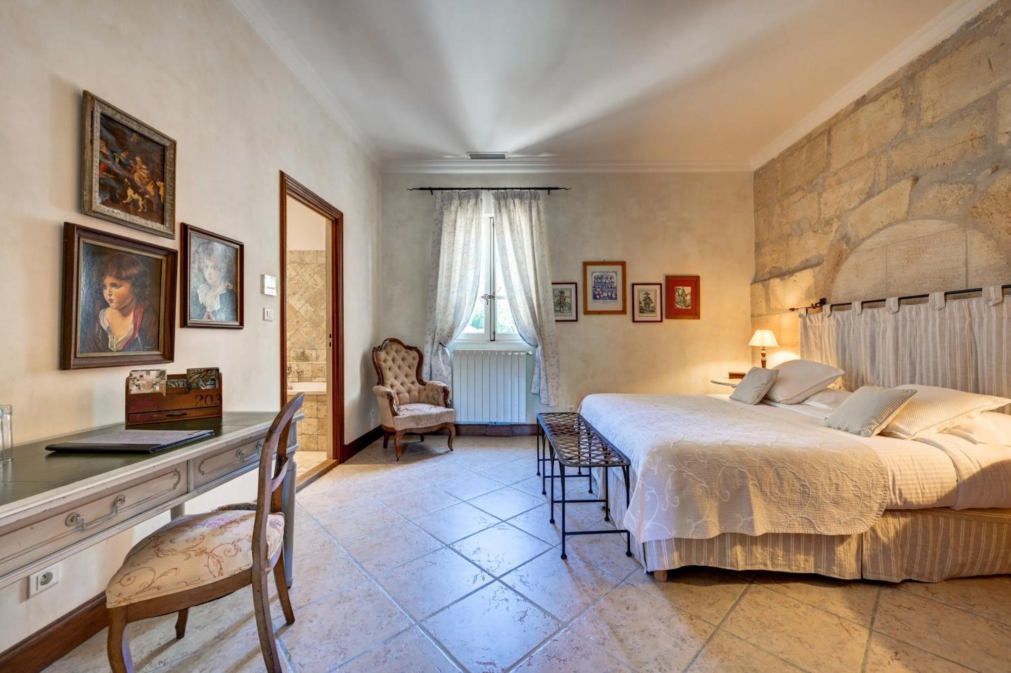 Hotel Mas Des Comtes De Provence Tarascon Exteriér fotografie